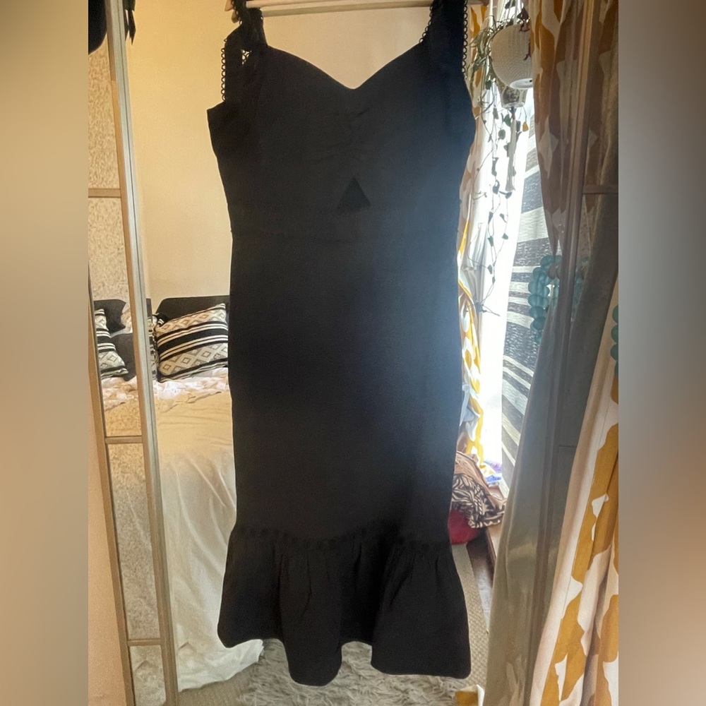 ELOQUII black cutout dress size 16